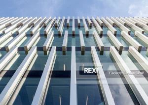 Sistema de muro cortina unitizado